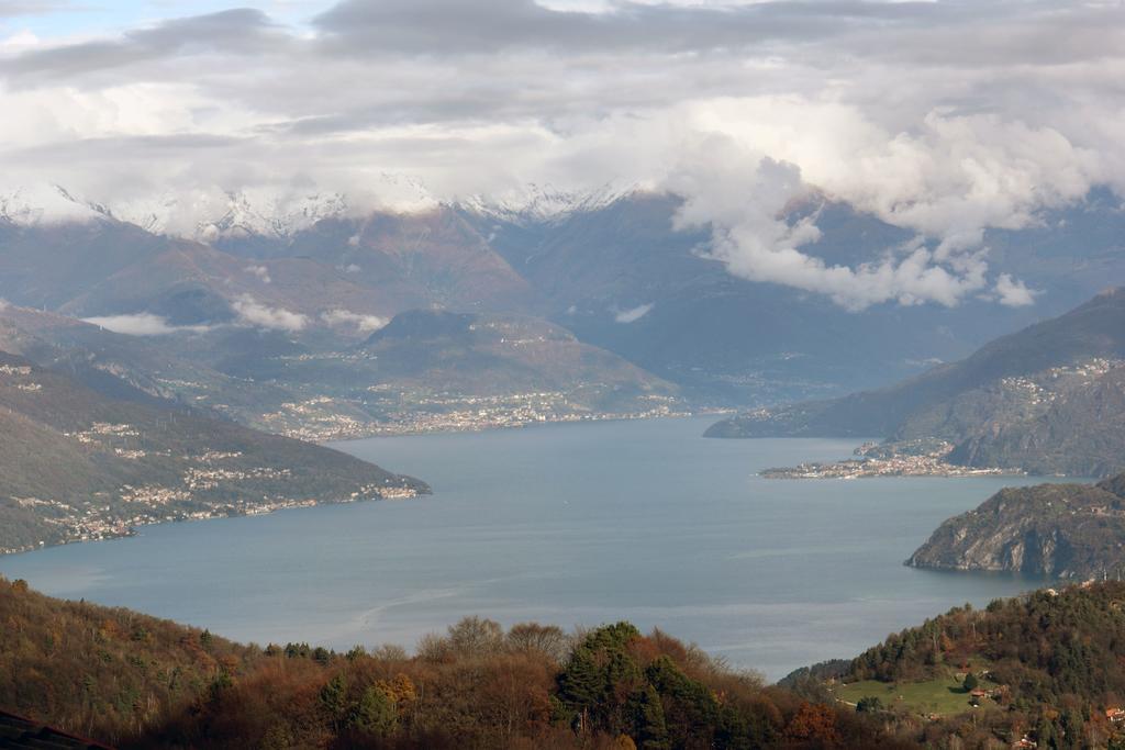 B&B Dei Laghi Magreglio Extérieur photo